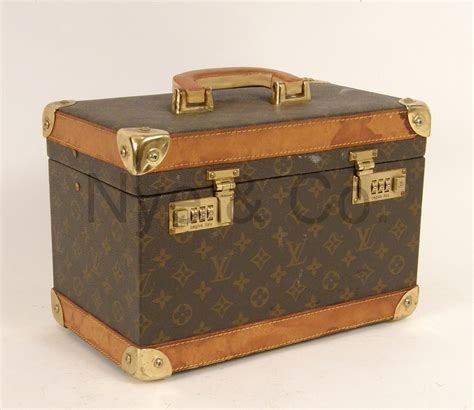 louis vuitton cosmetic case review|vintage Louis Vuitton cosmetic case.